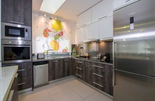 Skines Villa | Alyona Villa | Private Pool, Garden & Playground