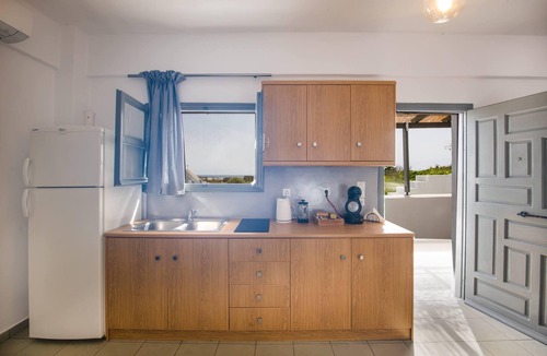 Agios Georgios House | Amanecer Apartments – Levantes | Romantic Jacuzzi Apartment