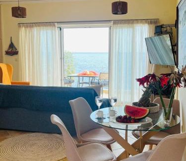 Plomari Apartment | Ammoudeli Apartments - Beachfront Apartments in Plomari