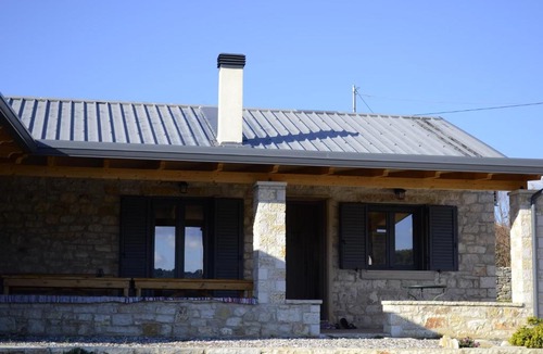 Zitsa House | AMPELOPETRA - Slow Country Living
