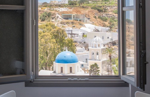 Vothon House | Amphitrite Suites Santorini