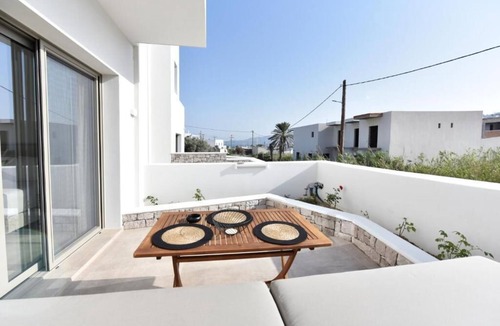 Adamas Apartment | Anais Milos Suites