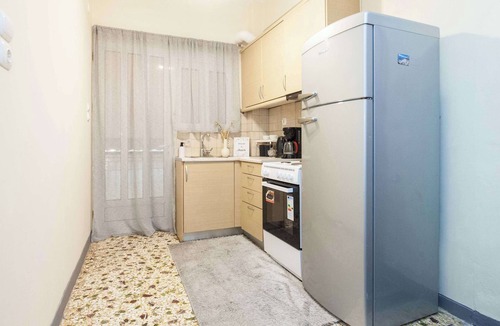 Keratsini-Drapetsona Apartment | Anaris 2 Bd Balcony Hidden Gem in Drapetsona