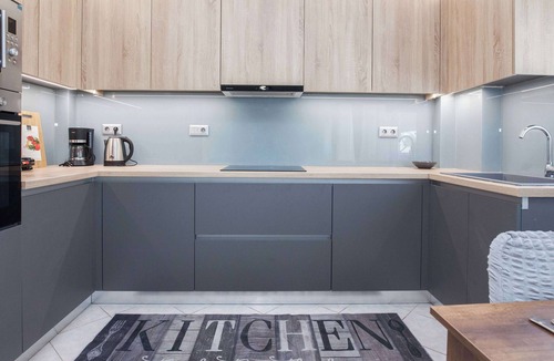 Dafni-Ymittos Apartment | Andri's Luxury suite