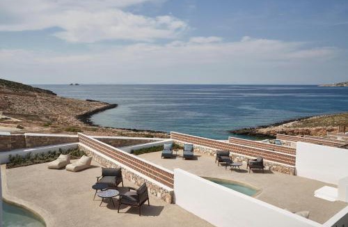 Parikia Hotel | Andronis Minois - Small Luxury Hotels of the World