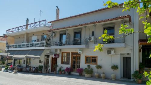 Archaia Olympia Apartment | Anesi Rooms To Rent