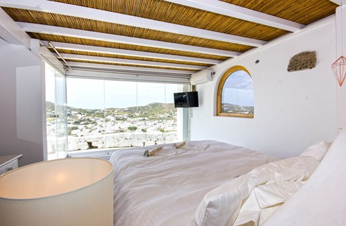 Ornos House | Anixi Lounge Suites - Adults Only