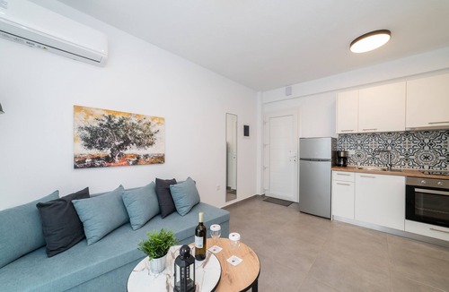 Paralia Ofryniou Apartment | Antigone Residential Complex - One Bedroom Apartment