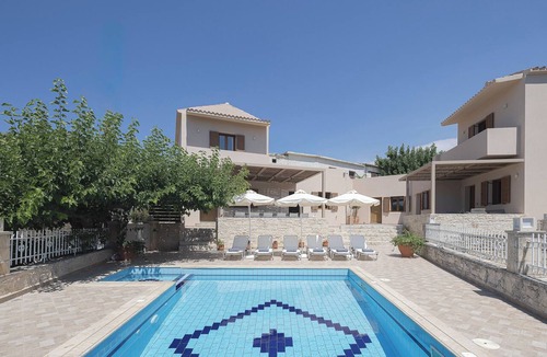 Vizari Villa | Antigoni Villa, Spacious Nature Retreat with Pool