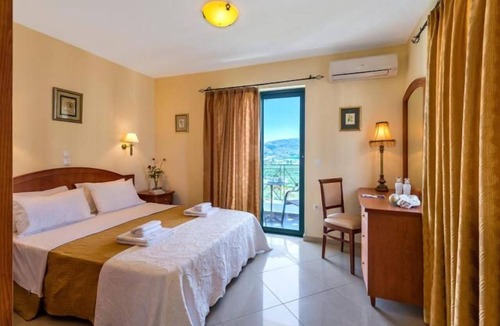 Dempla Hotel | Antilia Apts