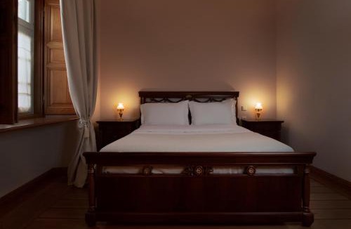 idhra Villa | Antoinette Mansion