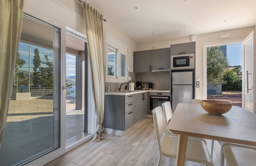Paliki Apartment | Apartment '2 Υπνοδωματίων' with Sea View, Wi-Fi and Air Conditioning