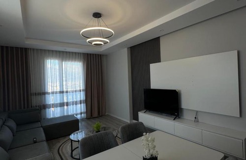 Kamez Apartment | Apartment