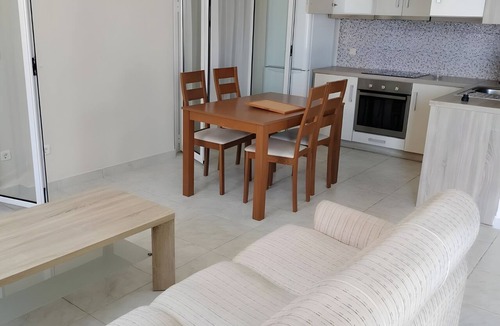 Katomerion Apartment | Apartment 'By The Sea 2' with Private Garden