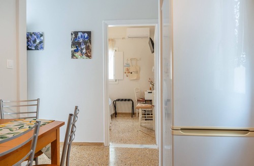 Katapola Apartment | Apartment '- Ground Floor' with Wi-Fi and Air Conditioning