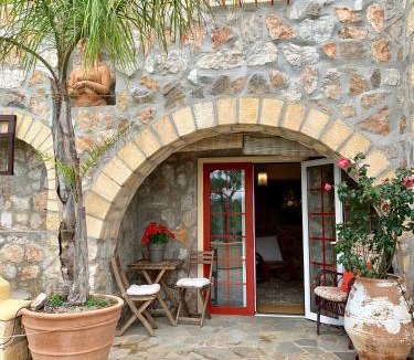Marathon House | Apartment on the rocks , with sea view