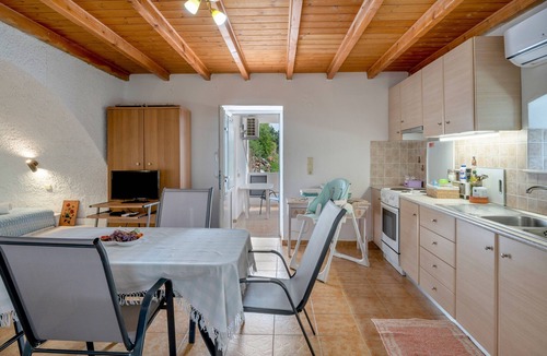 Velies Apartment | Apartment 'Traditional House in Velies, Monemvasia' with Mountain View, Wi-Fi & AC