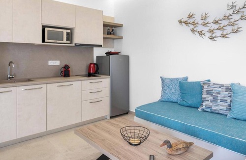 Agios Georgios House | Apartment 'Villa Basilica Kallisto' with Sea View, Wi-Fi and Air Conditioning