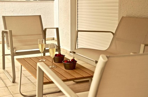 Plaka Apartment | Apollo & Nike 1952-2025 Stylish 2-Bedroom apartment next to Syndagma Square