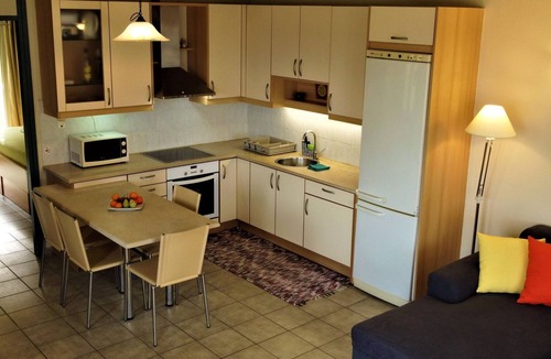 Stalida Apartment | Appartement "Mirela's Suite" mit Blick auf das Wasser by Interhome