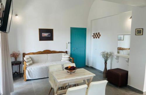 Perissa Apartment | Arapiou Apartments