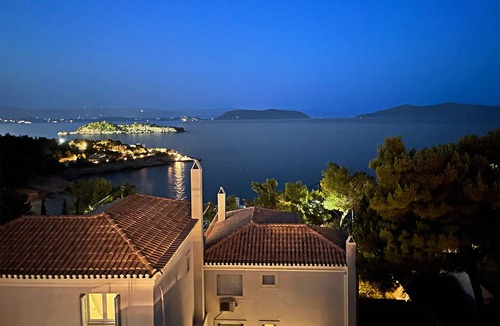Porto Heli House | Architectural beachfront villa in the exclusive Aghios Emilianos. Incredible views!