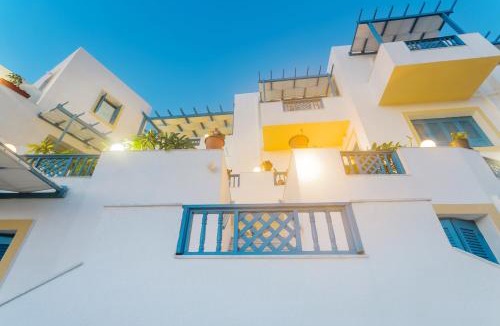 Finiki Hotel | Archontiko Hotel and Apartments