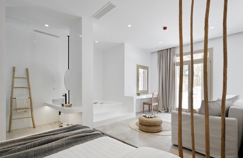 Adamas Hotel | Arco Solium Suites