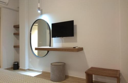 Ermoupoli House | Ariadni Rooms & Apartments