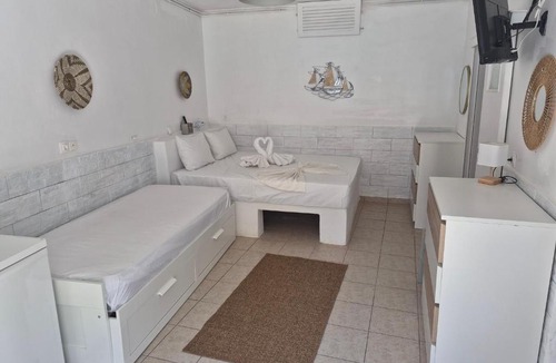 Kamares Hotel | Armiriki Seaside