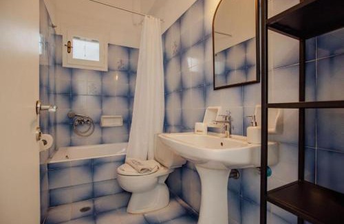 Agia Pelagia Chlomou Apartment | Armonia Apartments - Ground Floor Elia