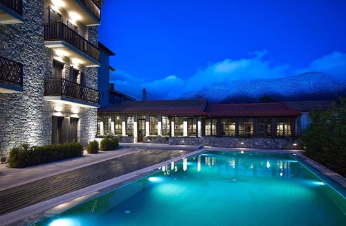 Vitina Hotel | Art Mainalon Hotel