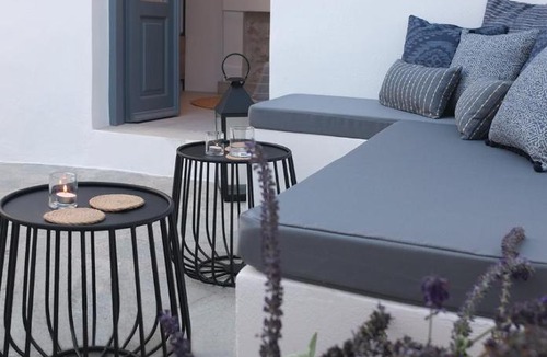 idhra House | Arta Hydra