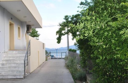 Dirfys-Messapia House | Artemis - Marina Apartments