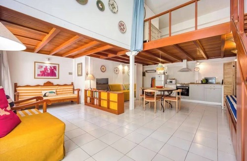 Athens City Centre Apartment | Artistic Loft Steps from Acropolis w/Courtyard