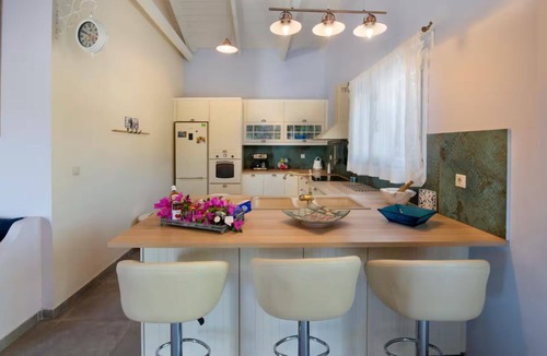 Mpogdanatika House | Artists villas Vasia