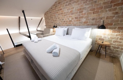Kalamata Hotel | ASO Hotel - Historic Raisin Warehouse 1928