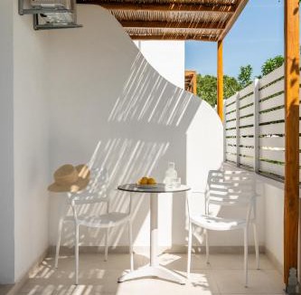 Skiathos Town Hotel | Aspronissos Hotel