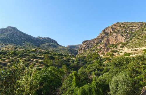 Makry Gialos Apartment | Aspros Potamos