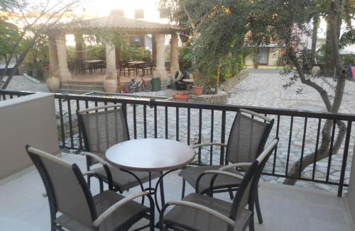 Foinikounta Apartment | Assimakis Hotel