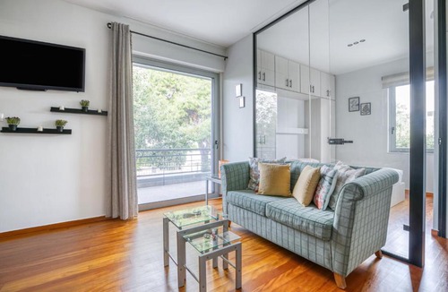 Alimos Apartment | Athena's South Apartment