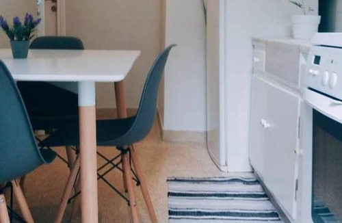 Athens Apartment | Athens Apartment 1-min Walk to Metro