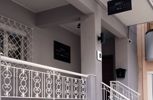 Neos Kosmos Apartment | Athens Chic House Apt B3 52sq.m 1st Floor