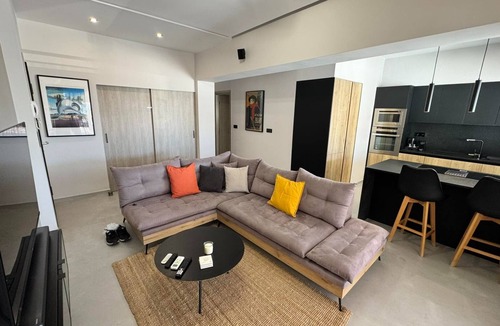 Neos Kosmos Apartment | Athens Heart Acropolis Balcony