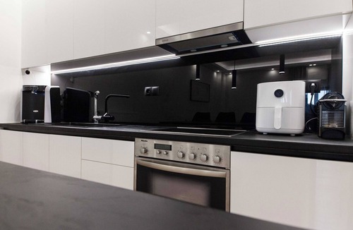 Kallithea Apartment | Athens Riviera 2BR Apartment by ΜΡS