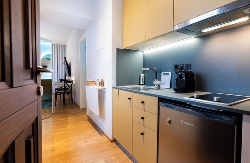 Voula Apartment | Athens Riviera Studio, Your Escape Near the Beach