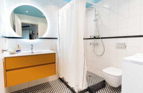 Voula Apartment | Athens Riviera Studio, Your Escape Near the Beach
