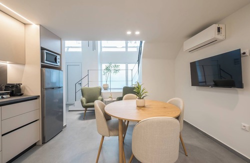 Kinosargous Apartment | Athens Secluded Apartment A, Athens Secluded Apartments