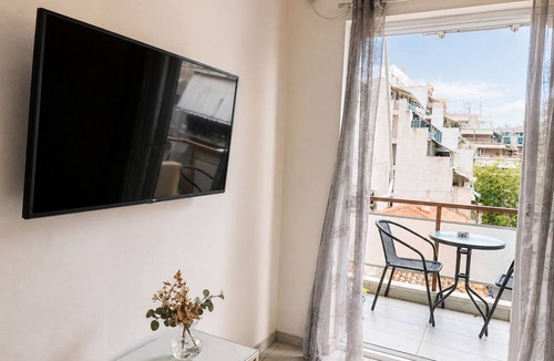 Agios Panteleimonas Apartment | Athens Studio Near Metro & Transport Hub by ΜΡS
