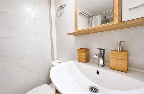 Attiki Apartment | Athens Studio Near Metro & Transport Hub by ΜΡS